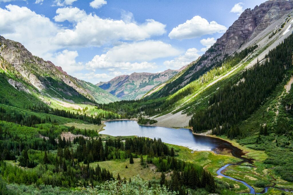 lake view of aspen